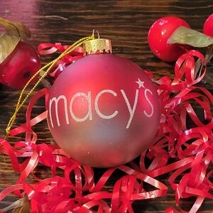 🎄Macy's Festive Red Ornament (Set Of 2)🎄